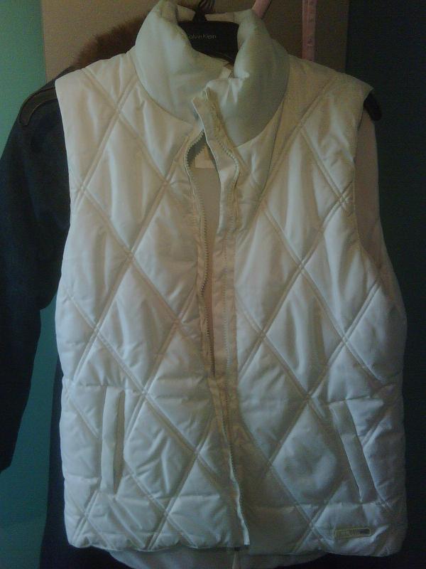 white vest from fairweather - BRAND NEW - $15